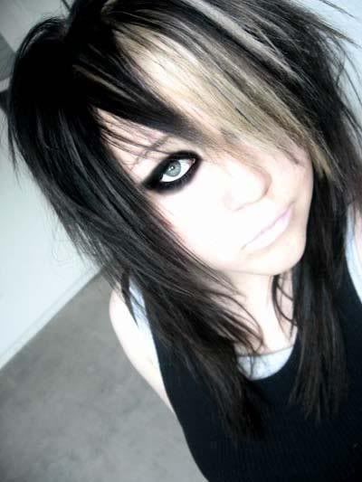Emo Hair Cuts For Girls