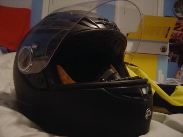 http://i265.photobucket.com/albums/ii211/get_sideways/Helmet/DSC00163.jpg