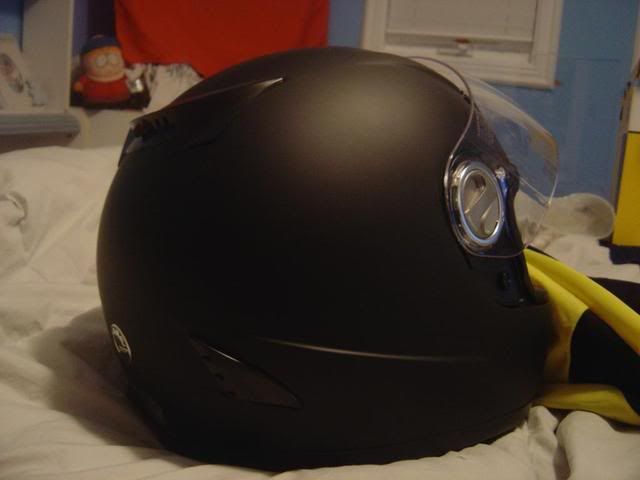 http://i265.photobucket.com/albums/ii211/get_sideways/Helmet/DSC00164.jpg