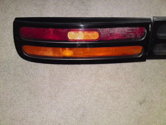 left tail light