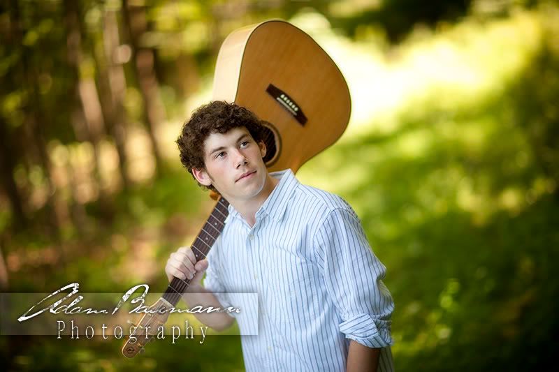 IMAGE: http://i265.photobucket.com/albums/ii214/abaum565/Seniors%202011/_MG_4080copy.jpg