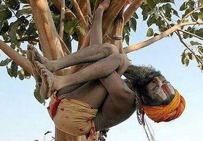 582240_551807654830856_571886867_nkae_zp