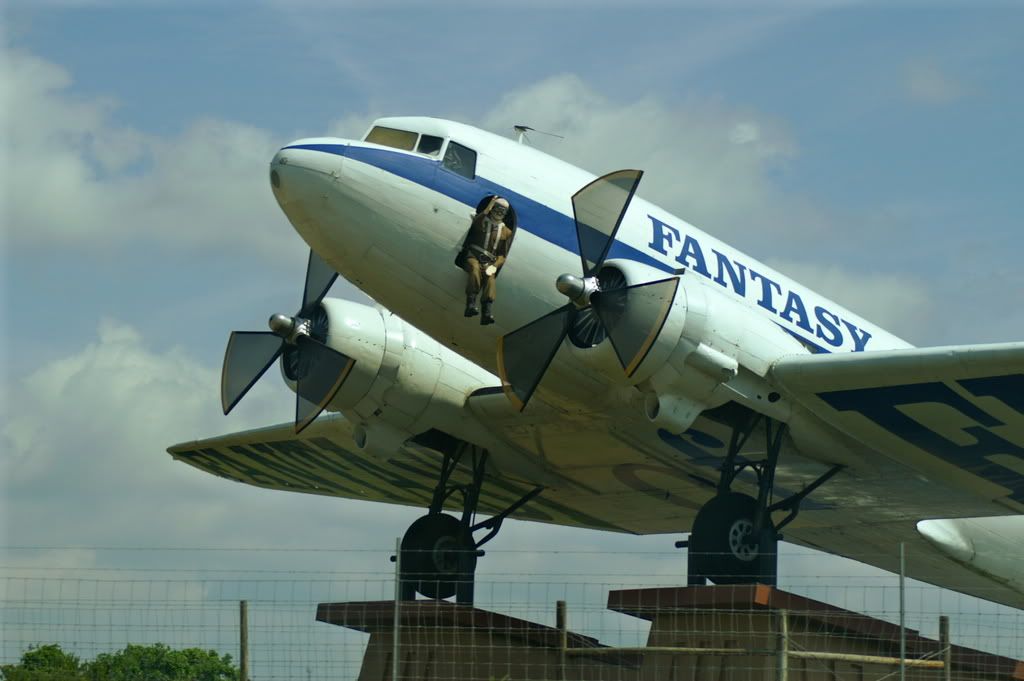 DC-3.jpg