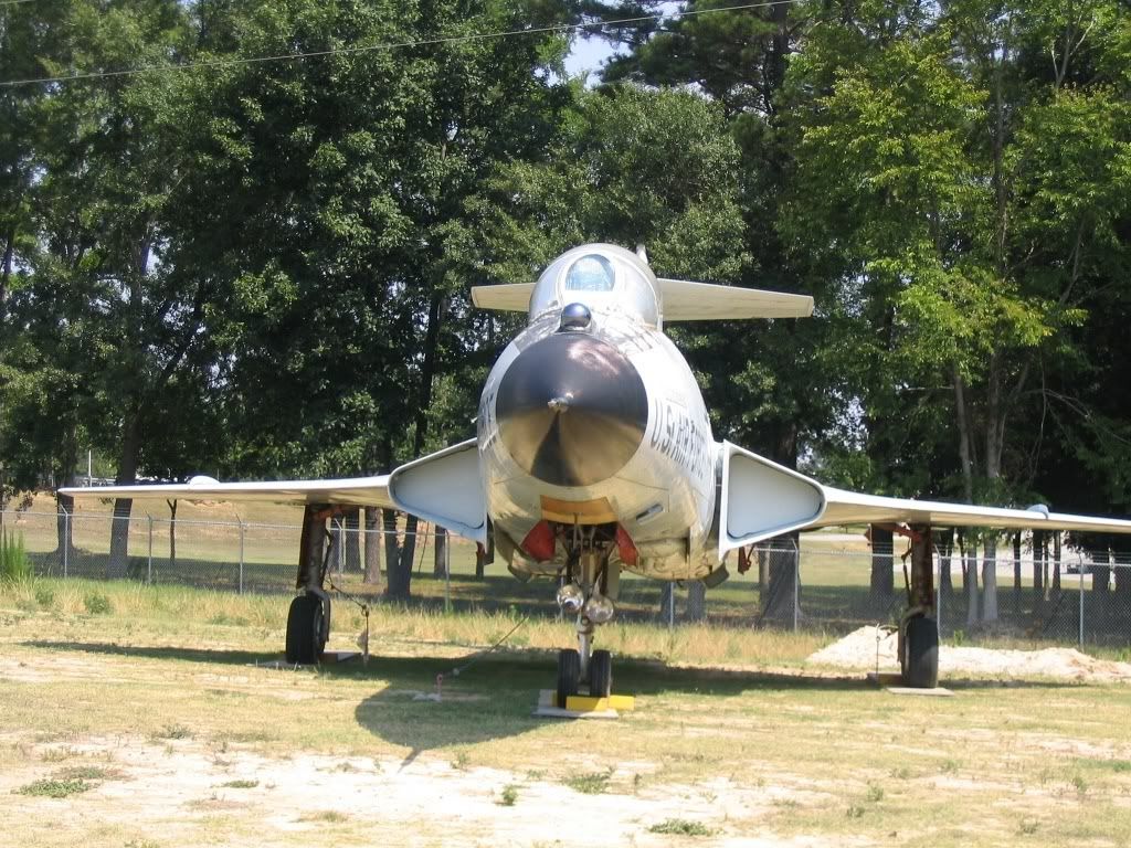 F-101B2.jpg